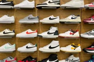 NikeSneakerWall