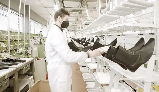 Italy_footwear