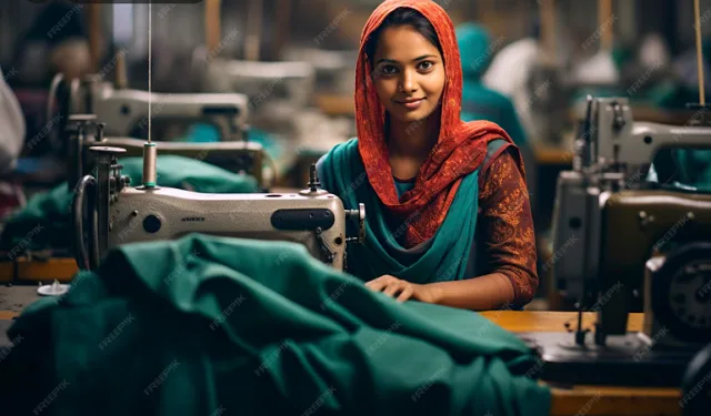 A survey of 1,000 garment workers in Bangladesh’s RMG centres finds 98% report rising workplace temperatures, 85% extreme heat, 78% climate-linked illnesses, 41% household insect infestations. Workers call for urgent action on heat stress, ventilation, and labour rights