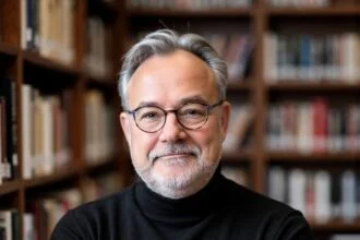 Robert Antoshak