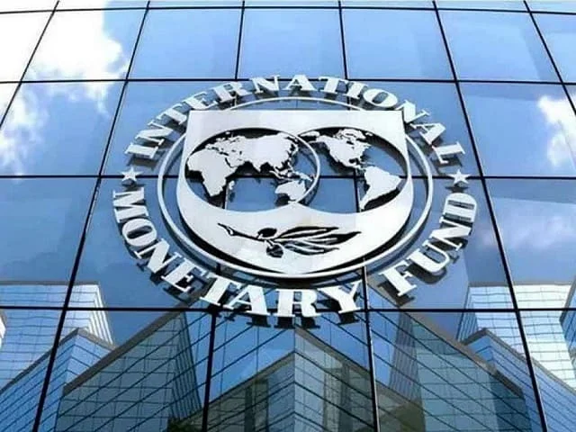 Bangladesh Growth to Slow to 4.3% in FY27, IMF Flags Structural Risks