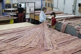 Canada Textiles Flag Dumping Risks Amid Plywood Probe