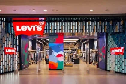 Levi’s Faces Mounting ESG Backlash Over Labour and Climate Claims