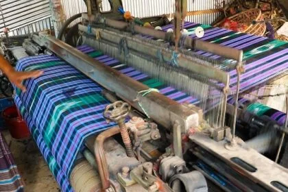 Lungi Economy Reveals South Asia’s Hidden Recycling Scale