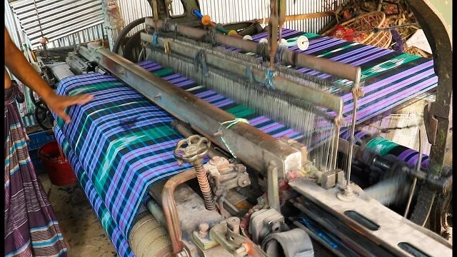 Lungi Economy Reveals South Asia’s Hidden Recycling Scale