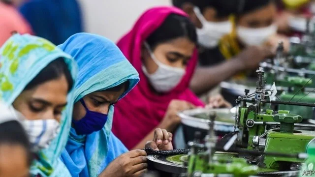 Bangladesh Apparel Exporters Face Mounting Cash Flow Pressures