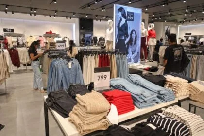 Fast fashion